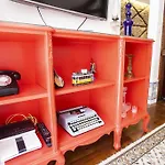 Typical Bairro Alto Διαμέρισμα *