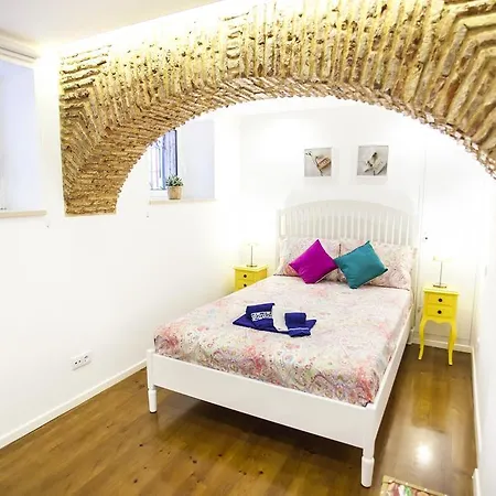 Typical Bairro Alto * Lisboa