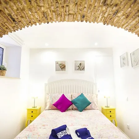 Apartment Typical Bairro Alto Lisbon
