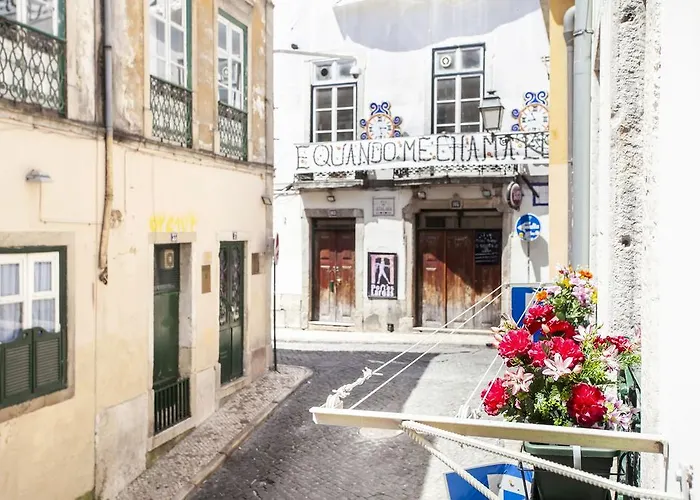Typical Bairro Alto 아파트 *