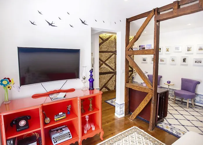 Typical Bairro Alto Apartament