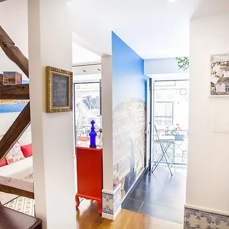 Typical Bairro Alto Apartament