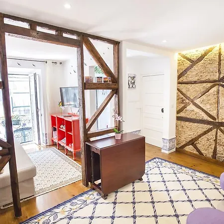 Typical Bairro Alto Apartament